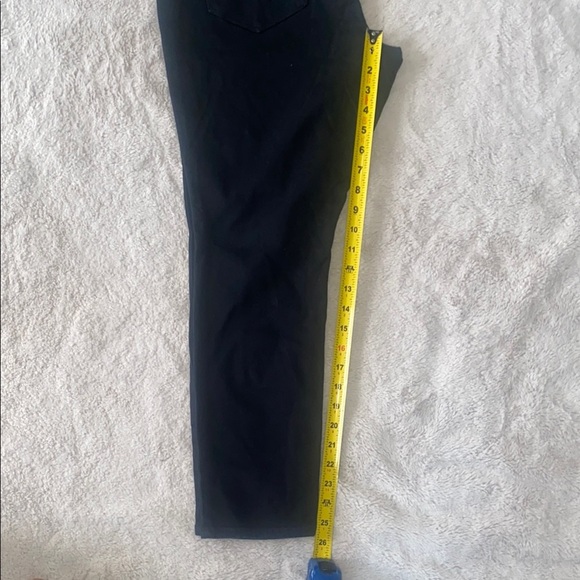 Universal Thread Black Ankle Cropped Jeans Modern Fit - Picture 4 of 11
